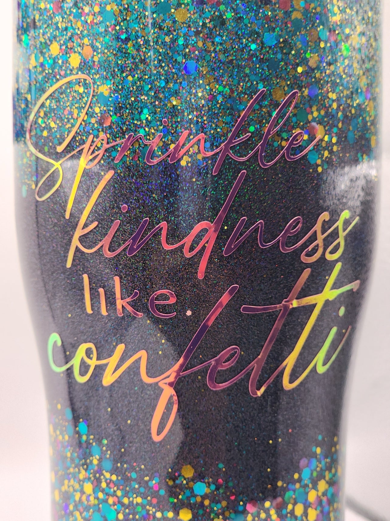 Sprinkle Confetti 20oz Curve